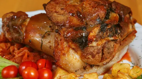 Karl Friedrich Beer Restaurant in 프스코프
