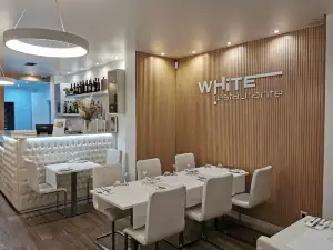 Restaurante White