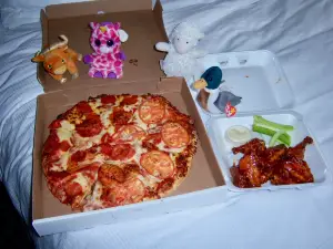 Lena's Pizza
