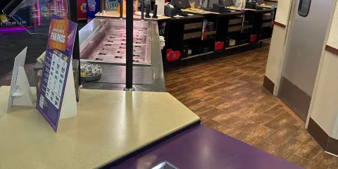 Chuck E. Cheese