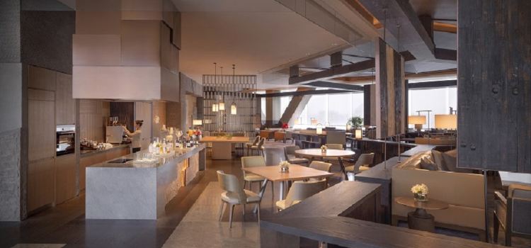 The Lounge