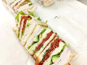 700 South Deli & Catering