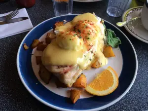 Mount Bakery Cafe Downtown