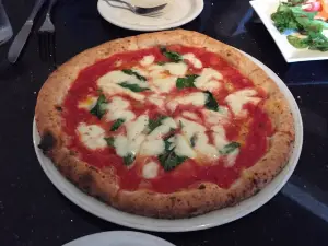 Napoletana Pizzeria