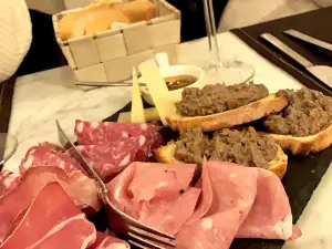 Megabono