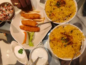 Urban Dhaba - Radisson Salem