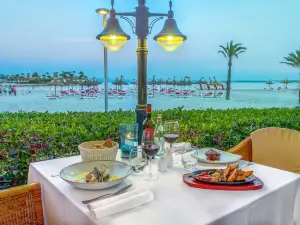 Mirablau Beach Bar & Restaurant