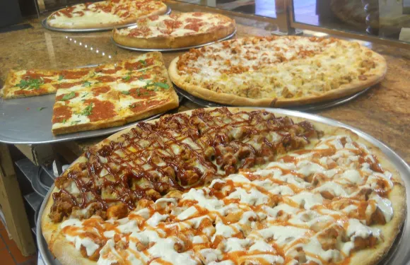 Delicacies Gourmet Pizza