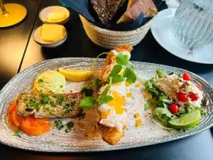 Fiskebaren Café Og Spisehus