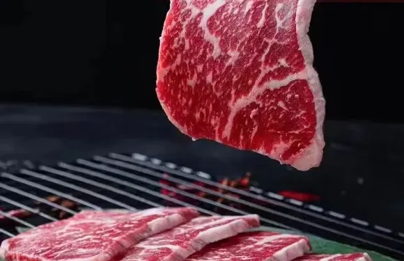魏老舅爺海鮮牛排鮮肉自助烤肉（鐘樓店）