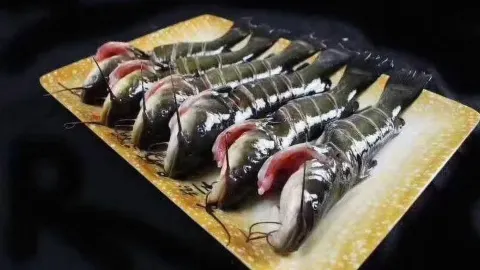 爽嘴渔火锅 in Karamay