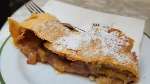 Café Hawelka in Vienna