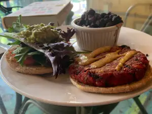 Lotus Cafe & Juice Bar At Zen Garden