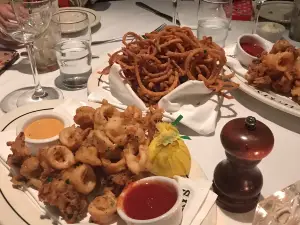 Lucky's
