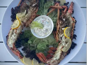 Porto Kaminia Beach Bar Restaurant