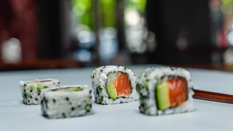 Bonsai Sushi Delivery in ลูอันดา