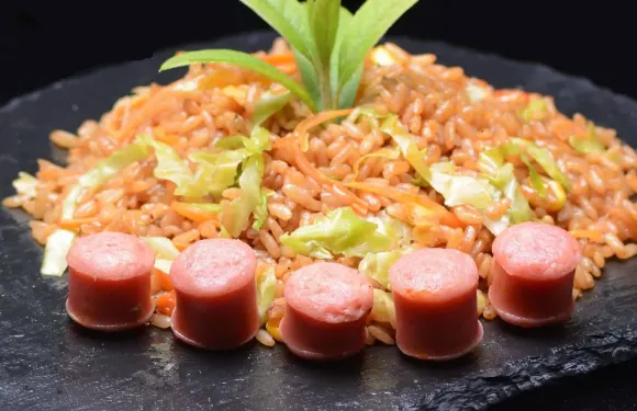 飯王鐵板炒飯（盛世華庭店）