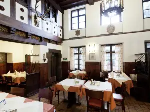 Goldener Hirschen