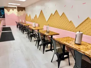 Mountains Ice Cream