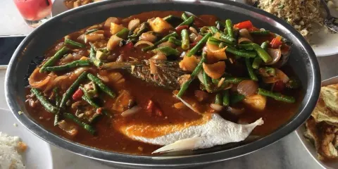 Red Wok Restaurant