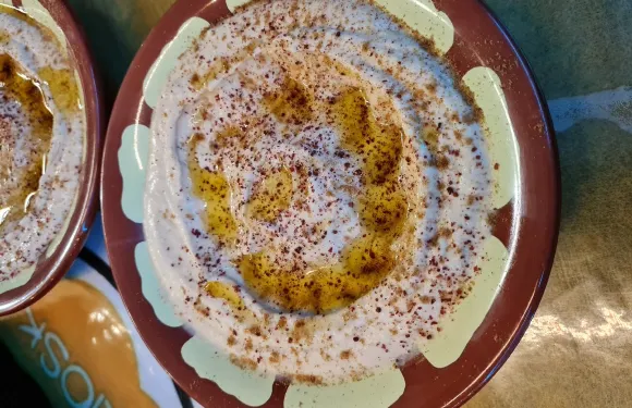 Hummustown Kiosk