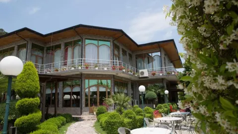 Bar Restaurant Buna Park in Shkoder