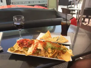 Harley's American Restaurant & Bar
