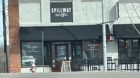 The Spillway in マクドウェル