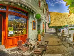 Caffe Club Elektra
