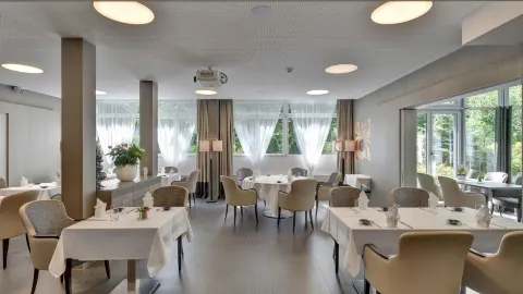 Bistro Leopold's in 索洛圖恩州