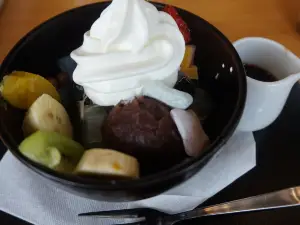 Fujiya Hadanokawaramachiten