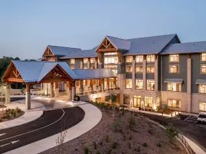 The Restaurant At Paris Landing