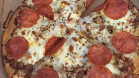 Brick Oven Pizza in Jasper