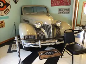 Niland's Cafe