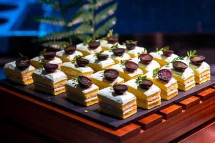 东寻文化酒店(塔县帕米尔旅游区奇石广场店)·塔吉克特色餐厅