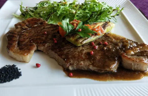 圓頂西餐廳 - 天下大飯店