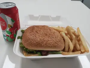 Noddys Cafe & Takeaway