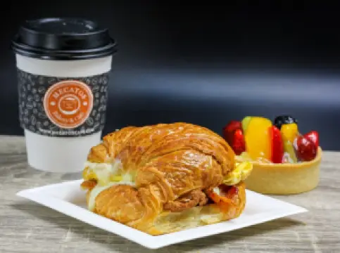 Mecatos Bakery & Café