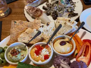 YaYas Euro Bistro