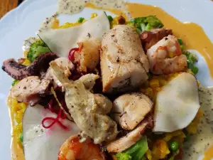 Pades Restaurant