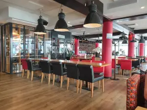 Cafe, Bar and Kitchen Sulo