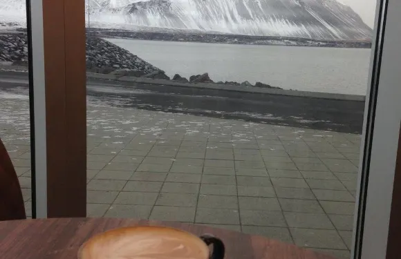 Geirabakarí Kaffihús