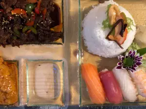 Sushi Bar Thai Take Away