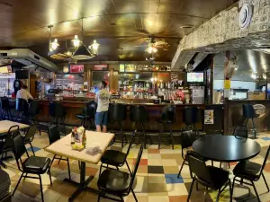 Wagon Wheel Bar & Grill