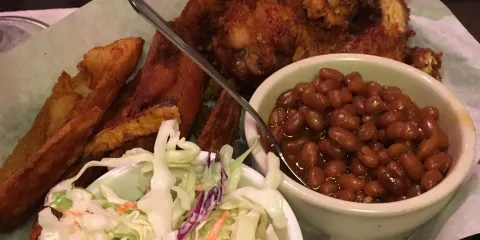 Suds Hut Famous Chicken
