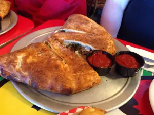 Fox's Giant Pizza
