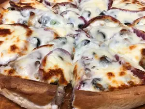 Papa's Pub & Pizzeria