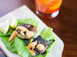 Mallory's Restaurant & Rooftop Bar