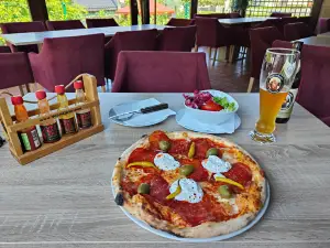 Pizzeria Napoli