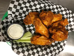 Highlander Grill & Tavern